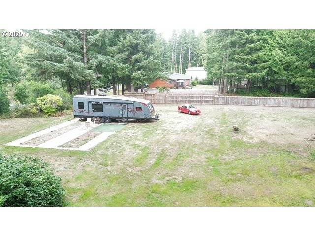 Florence, OR 97439,4990 N LOFTUS RD