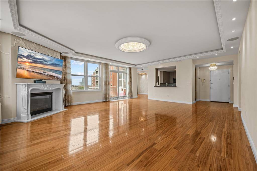 Brooklyn, NY 1125,105 Oceana DR East #PH1D