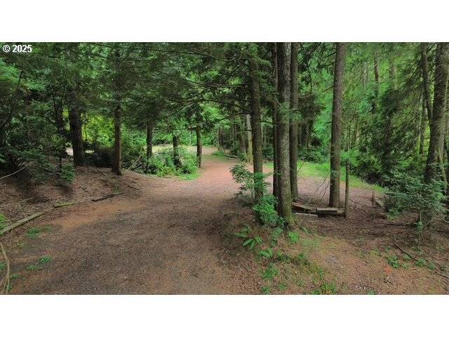 Florence, OR 97439,01113 N LOFTUS RD