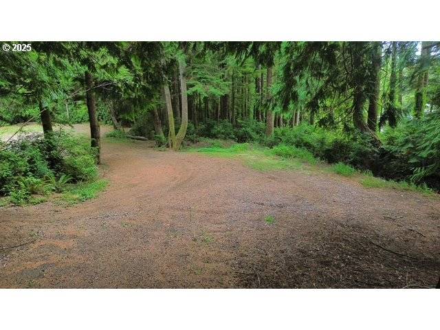 Florence, OR 97439,01113 N LOFTUS RD