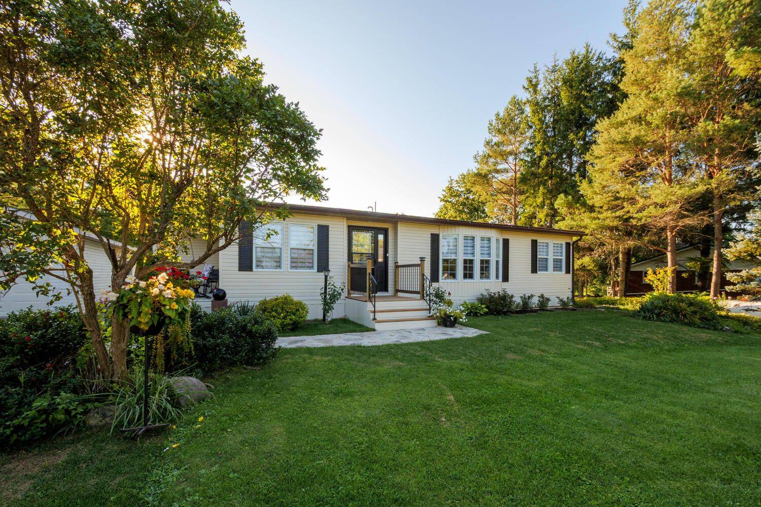 Meaford, ON N0H 1E0,597334 Grey Road 29 RD