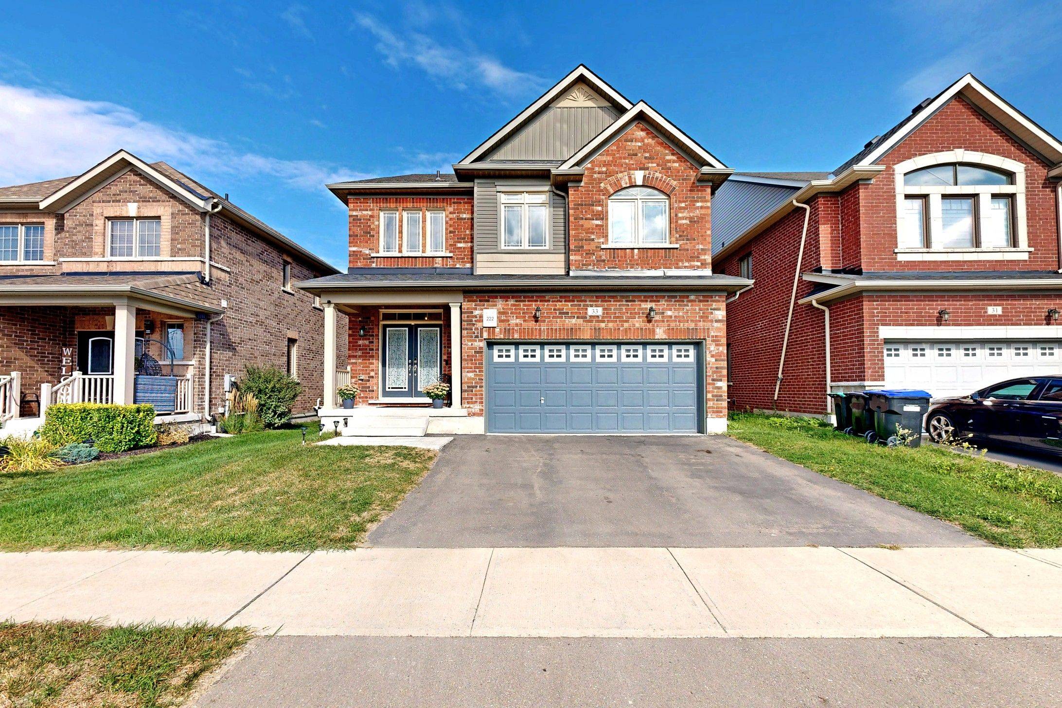 New Tecumseth, ON L9R 0T8,33 Lorne Thomas PL