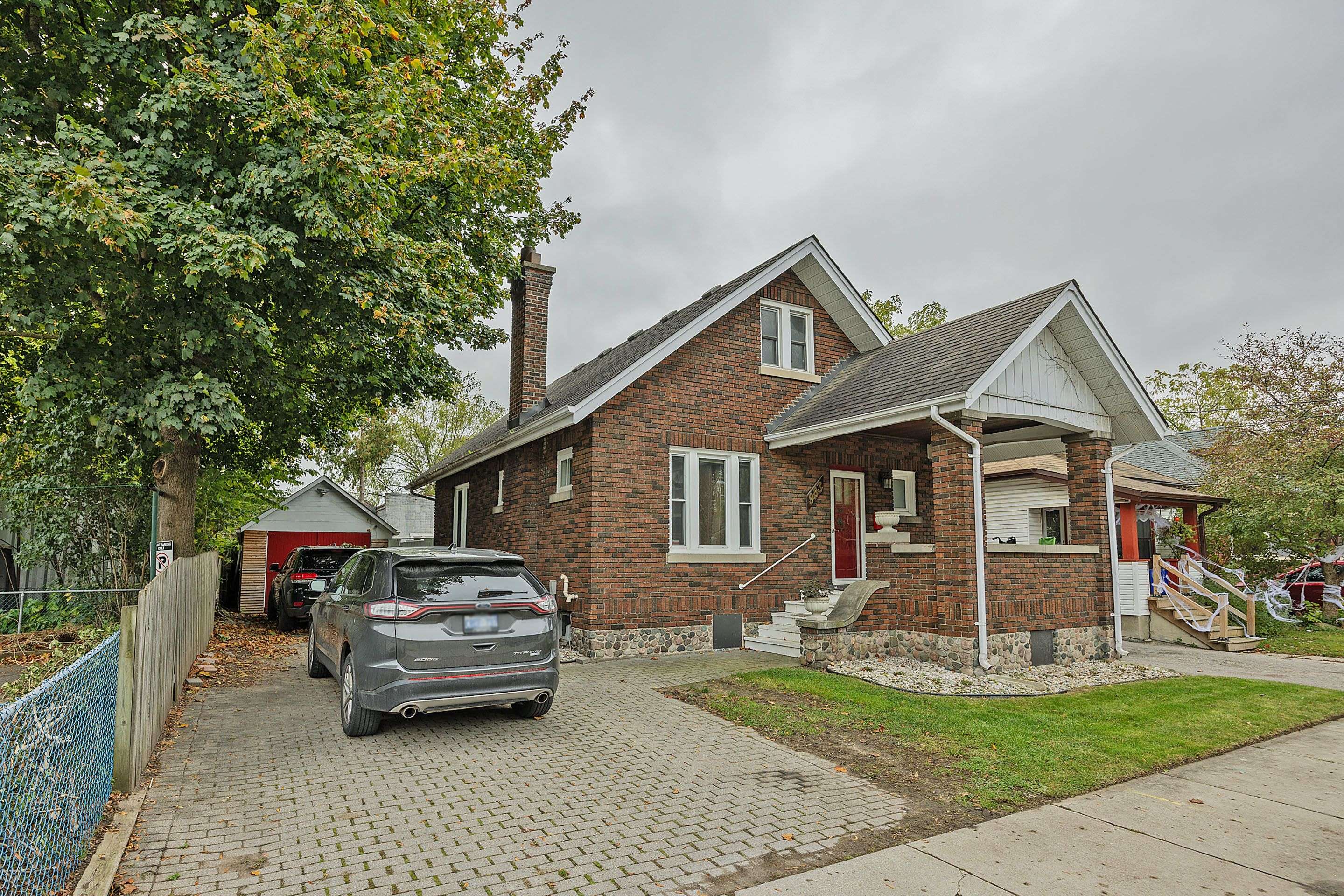 London East, ON N5Z 1K5,983 Ormsby ST