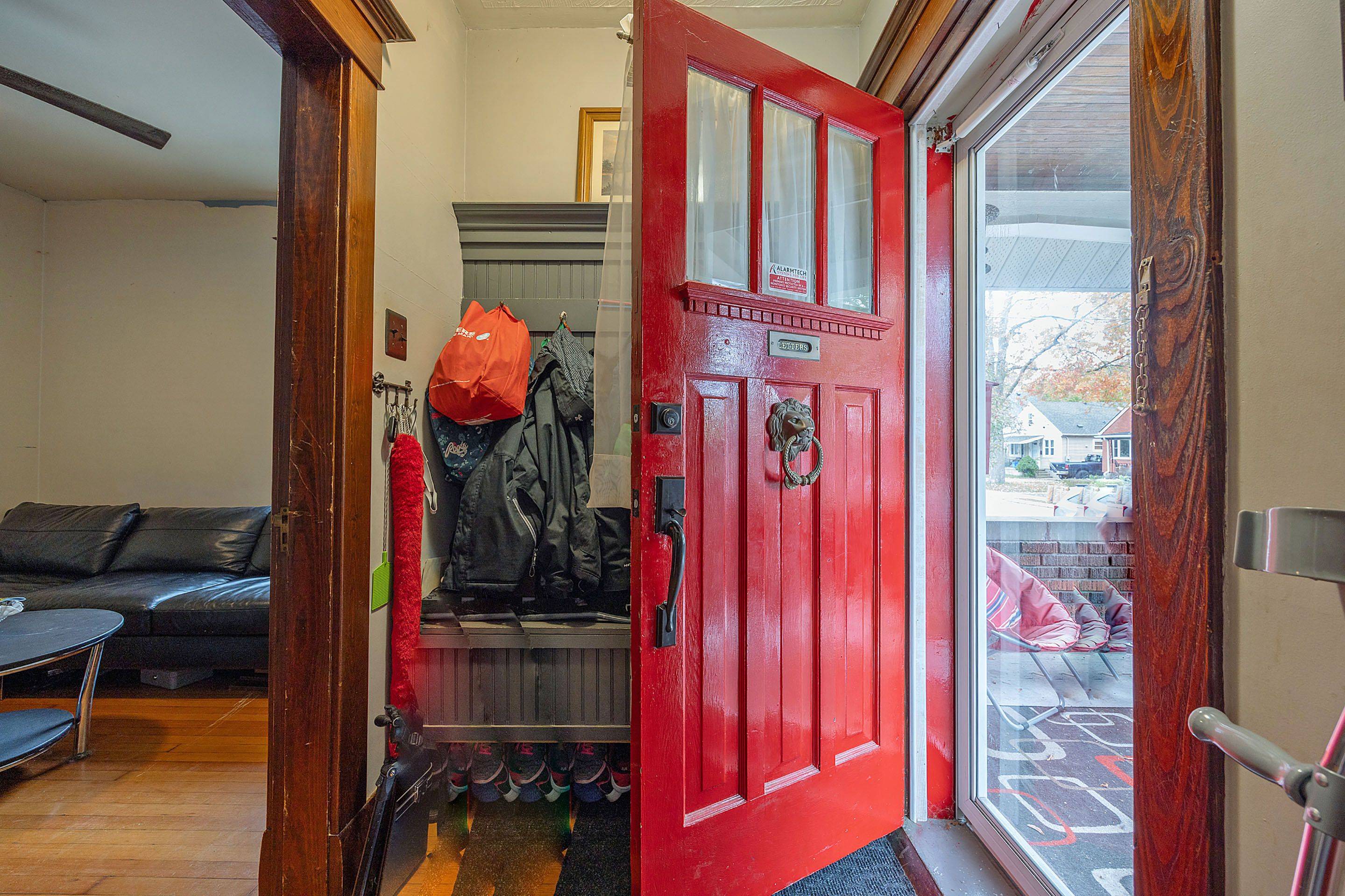 London East, ON N5Z 1K5,983 Ormsby ST