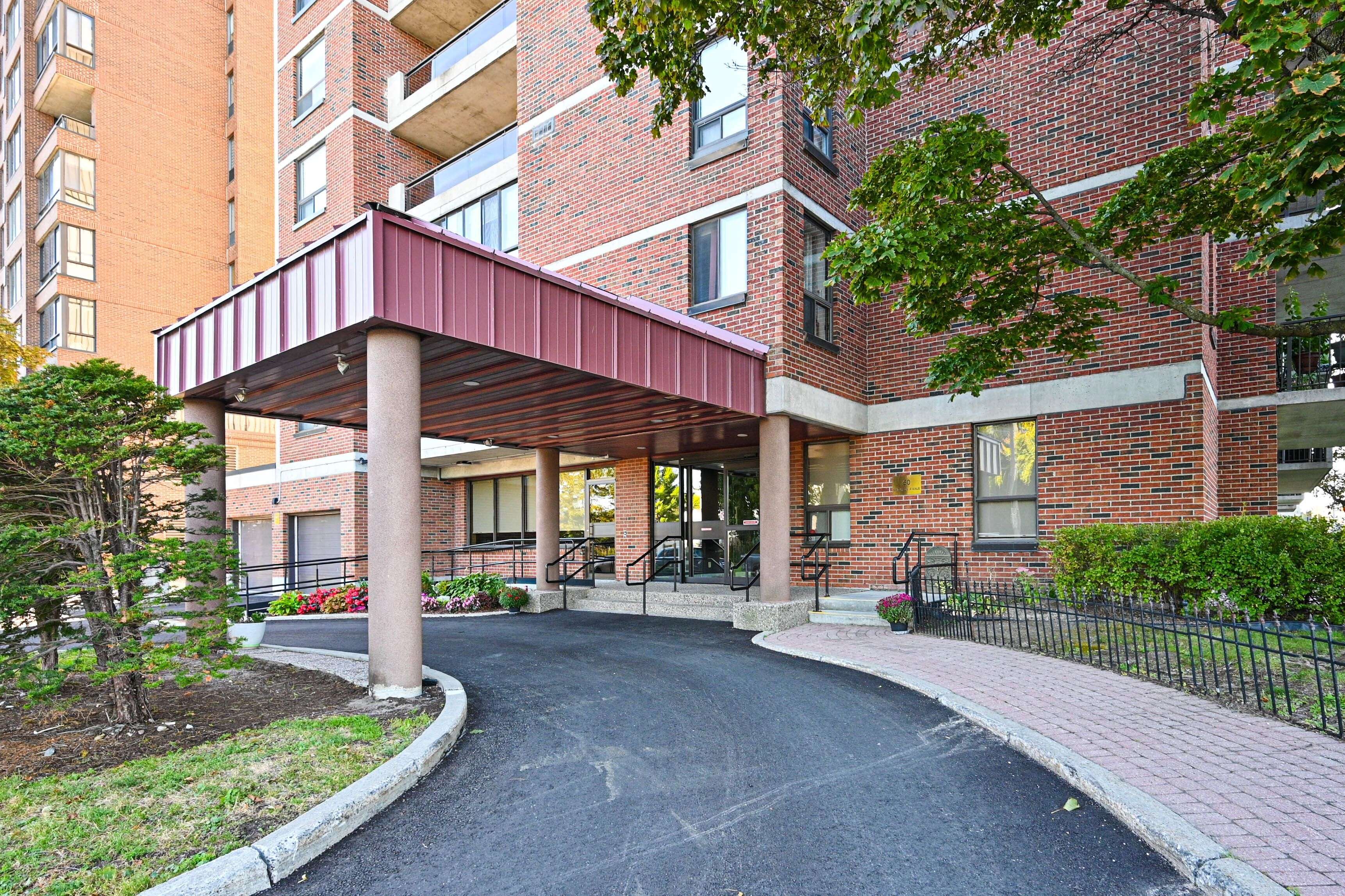 West Centre Town, ON K1Y 4P7,50 Emmerson AVE #501