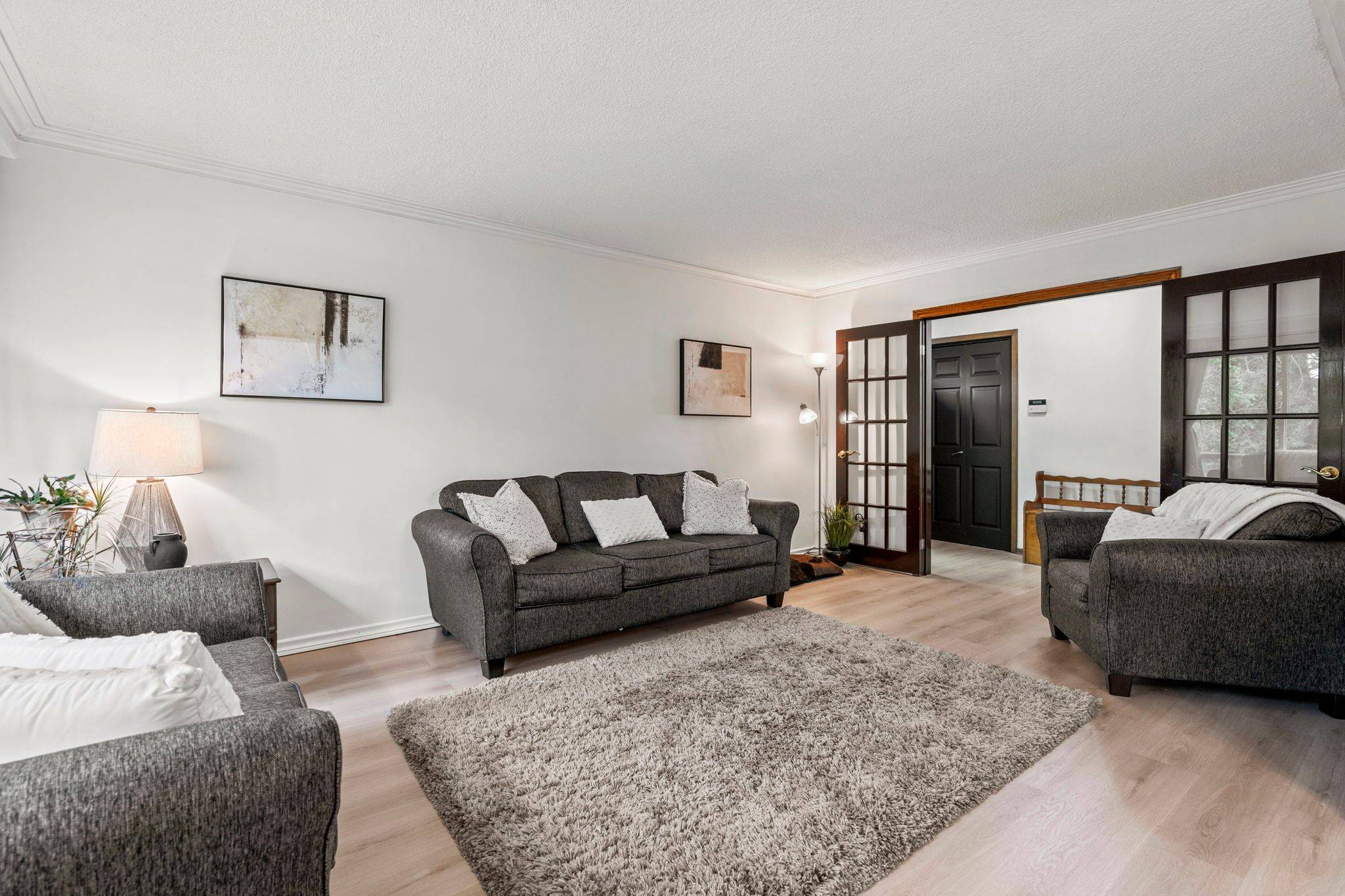 Toronto E10, ON M1C 1M3,42 Scarboro AVE