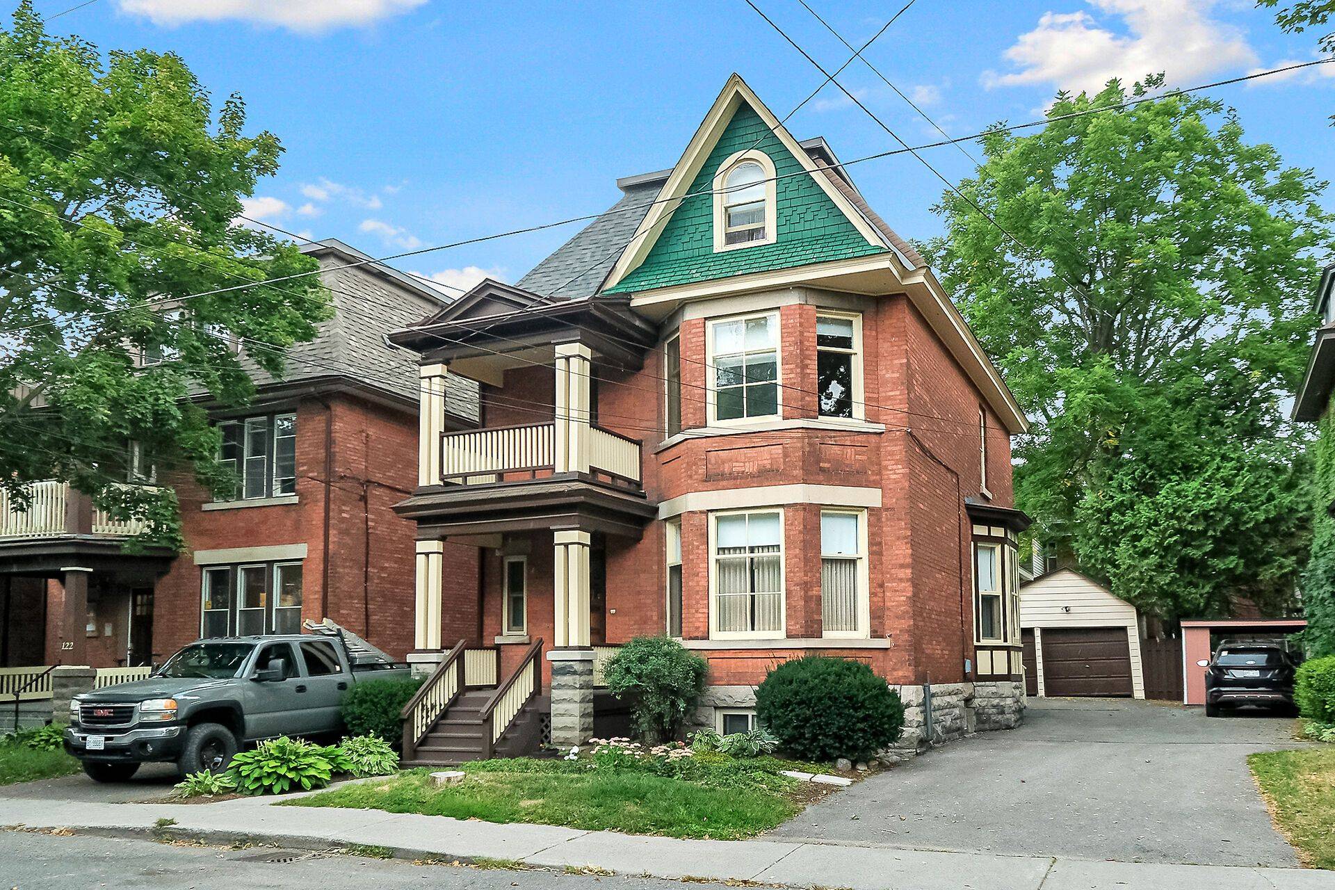 Glebe - Ottawa East And Area, ON K1S 2L4,124 Fourth AVE