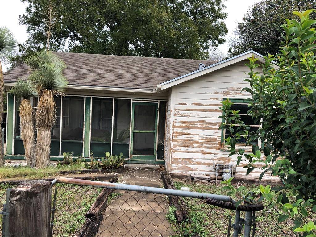 1016 Yale Street, Beverly Hills, TX 76711