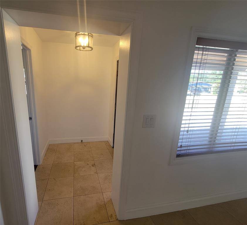 Hollywood, FL 33024,7230 Branch St