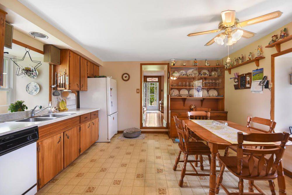 Elizabethtown-kitley, ON K0E 1A0,7460 County Road 28 RD