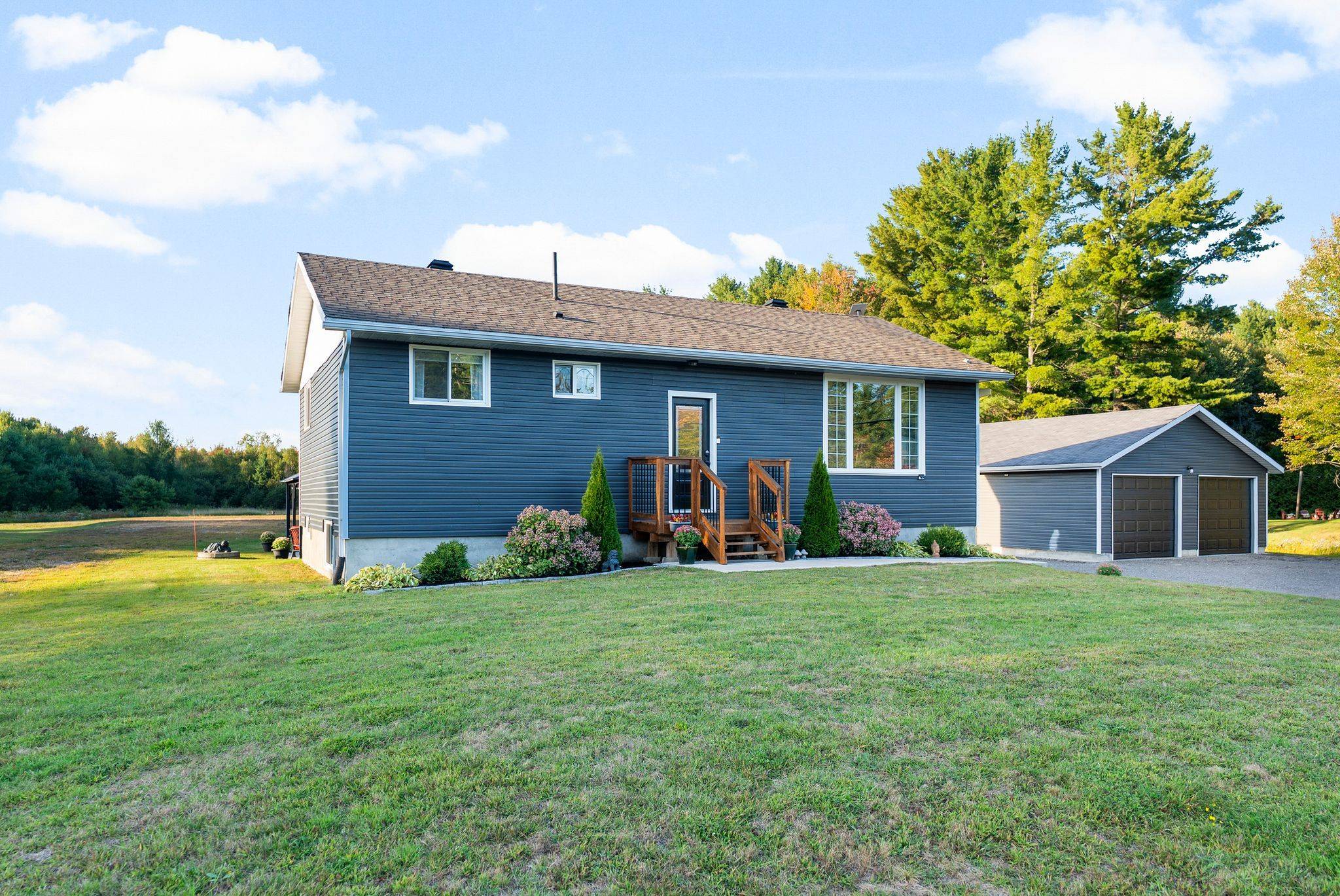 Petawawa, ON K8A 6W7,600 Achray RD