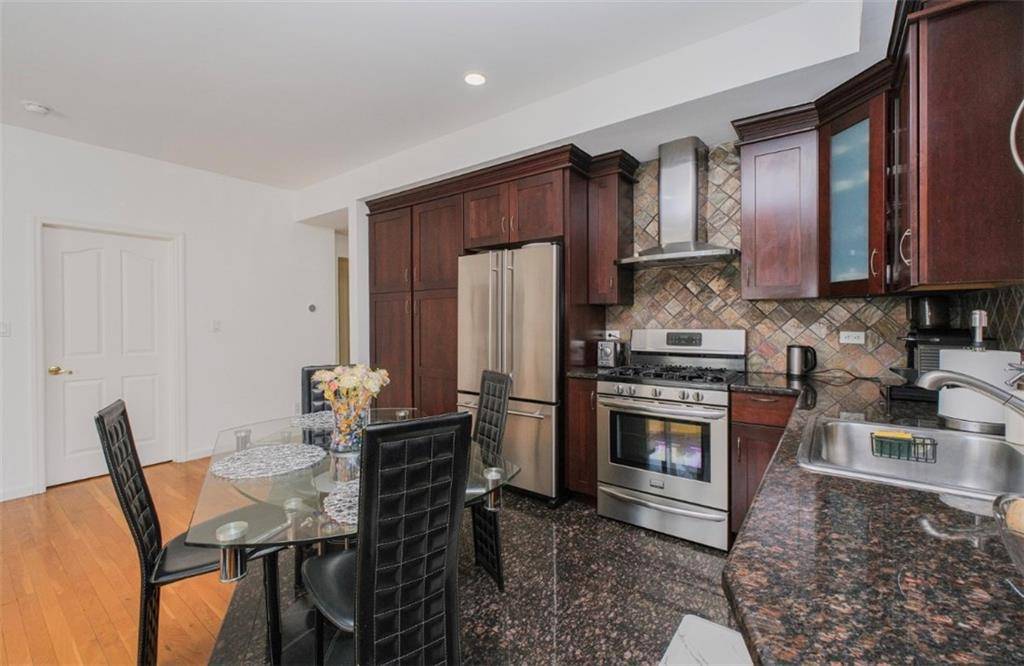 Brooklyn, NY 11235,2841 Ford ST #1R