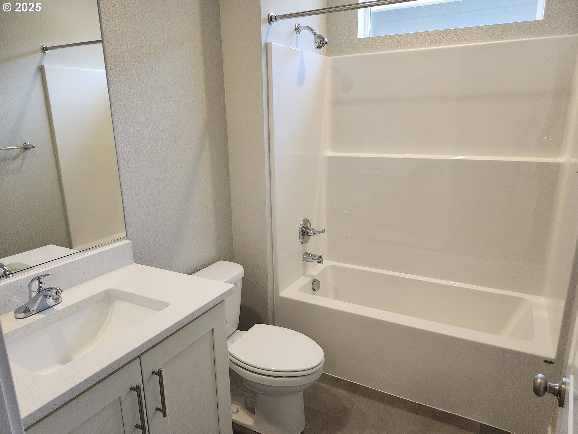 Woodburn, OR 97071,3096 Olympic ST #15