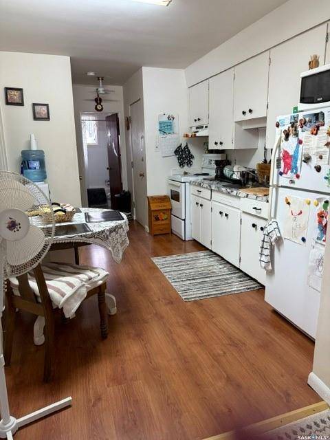 Prince Albert, SK S6V 1X9,616 28th STREET E