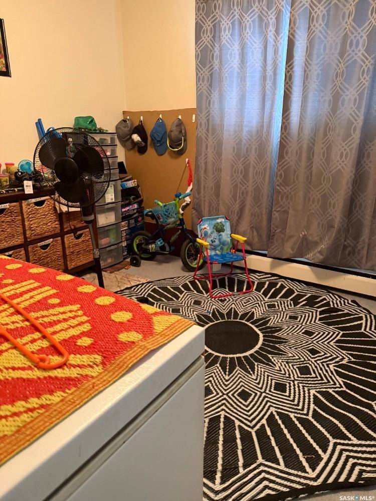 Prince Albert, SK S6V 1X9,616 28th STREET E