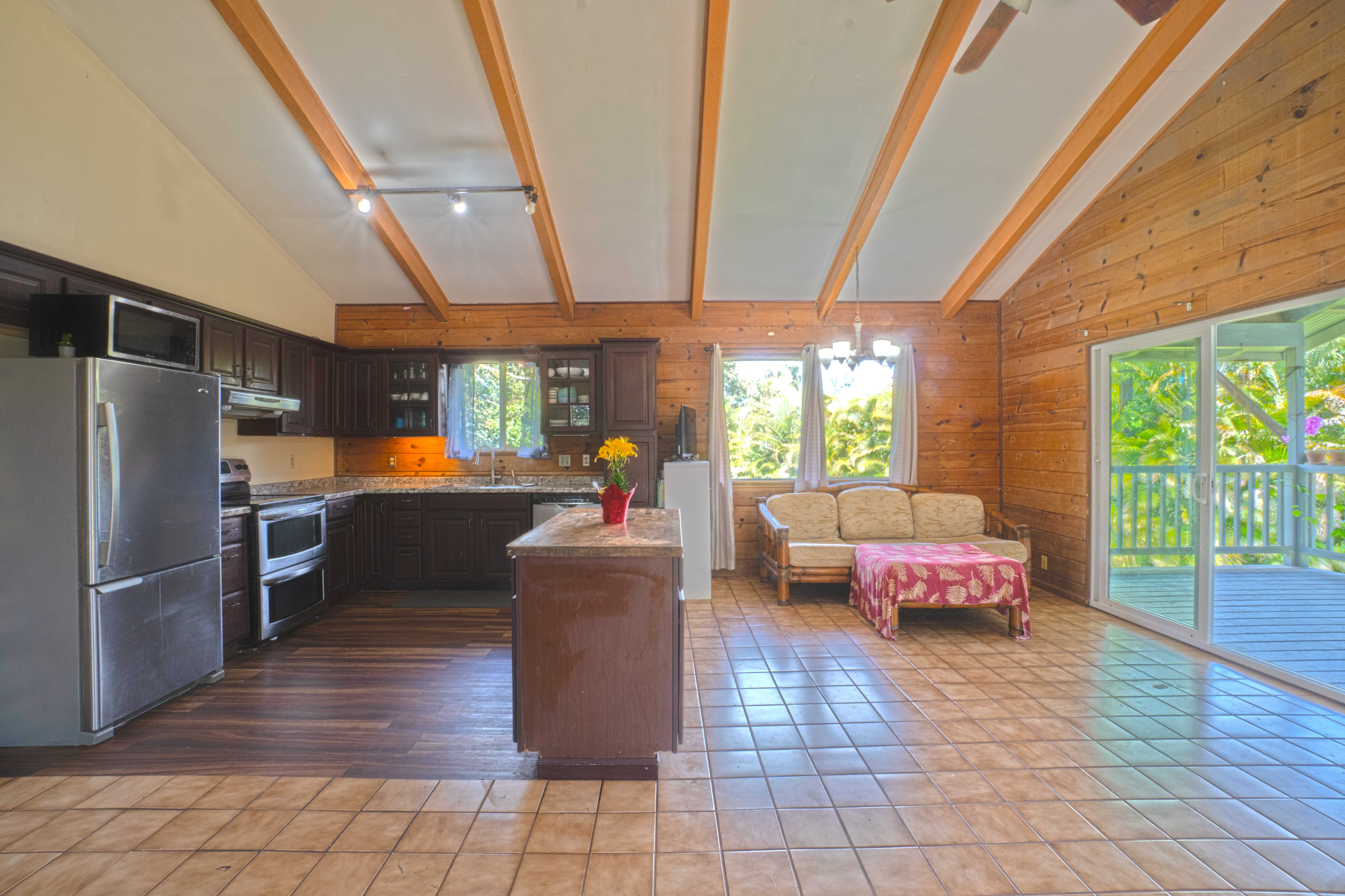 Keaau, HI 96749,15-1702 13TH AVE