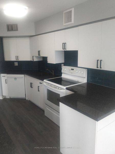Toronto C14, ON M2N 6N3,30 Greenfield AVE #604