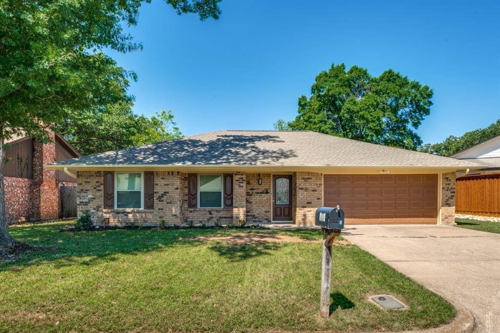 Arlington, TX 76016,2718 Trail Oak Court