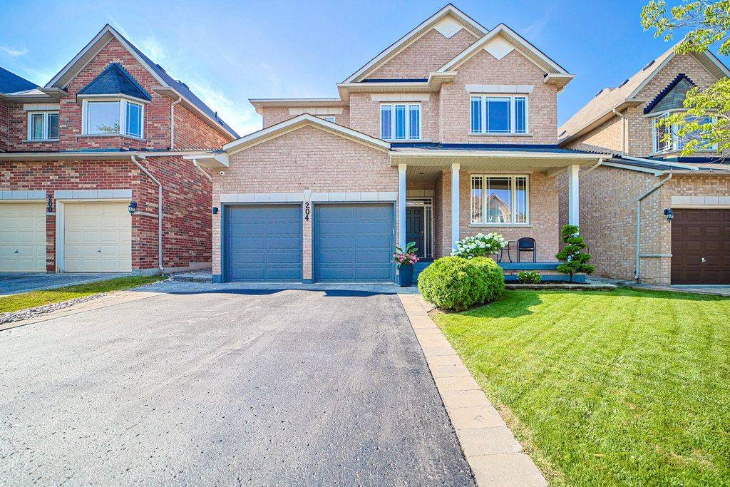 Aurora, ON L4G 0E9,204 Ivy Jay CRES