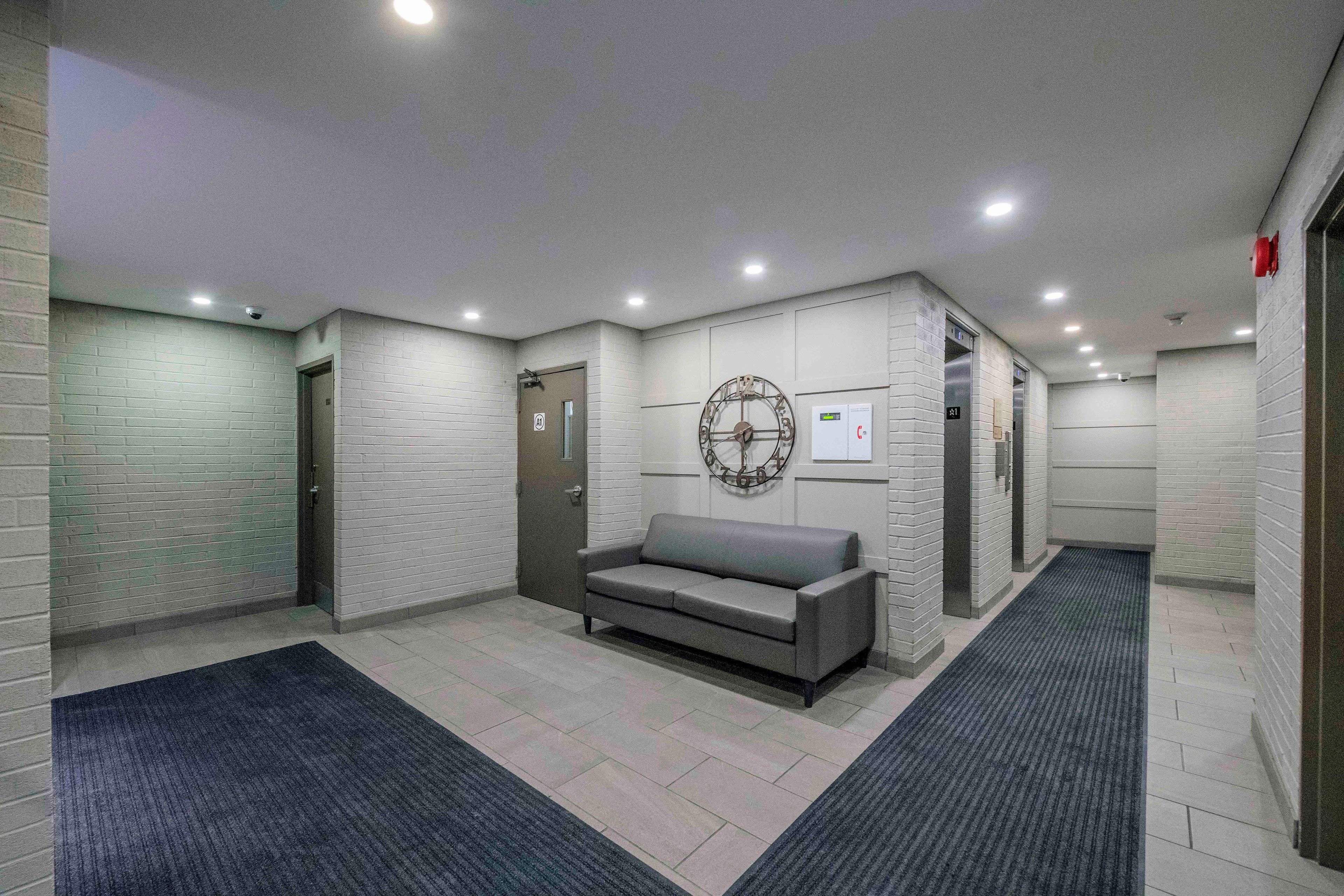 West Centre Town, ON K1R 7T5,40 ARTHUR ST #804