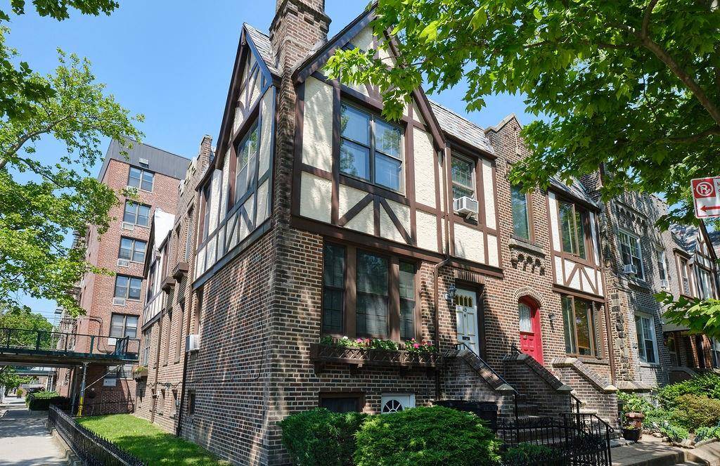 Brooklyn, NY 11209,49 70th ST