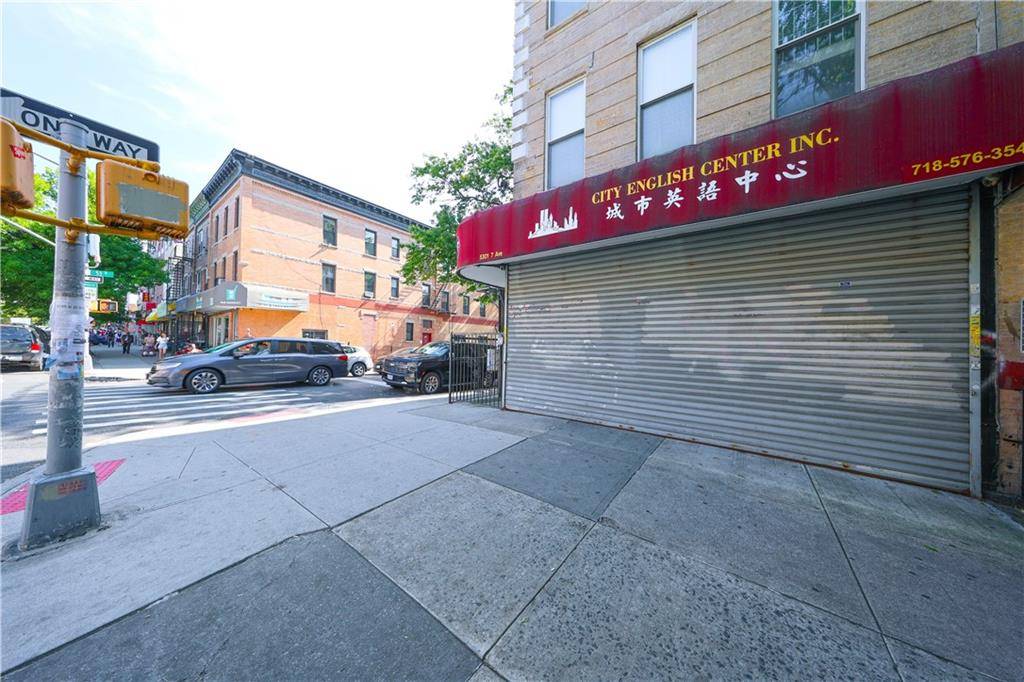 Brooklyn, NY 11220,5301 7th AVE