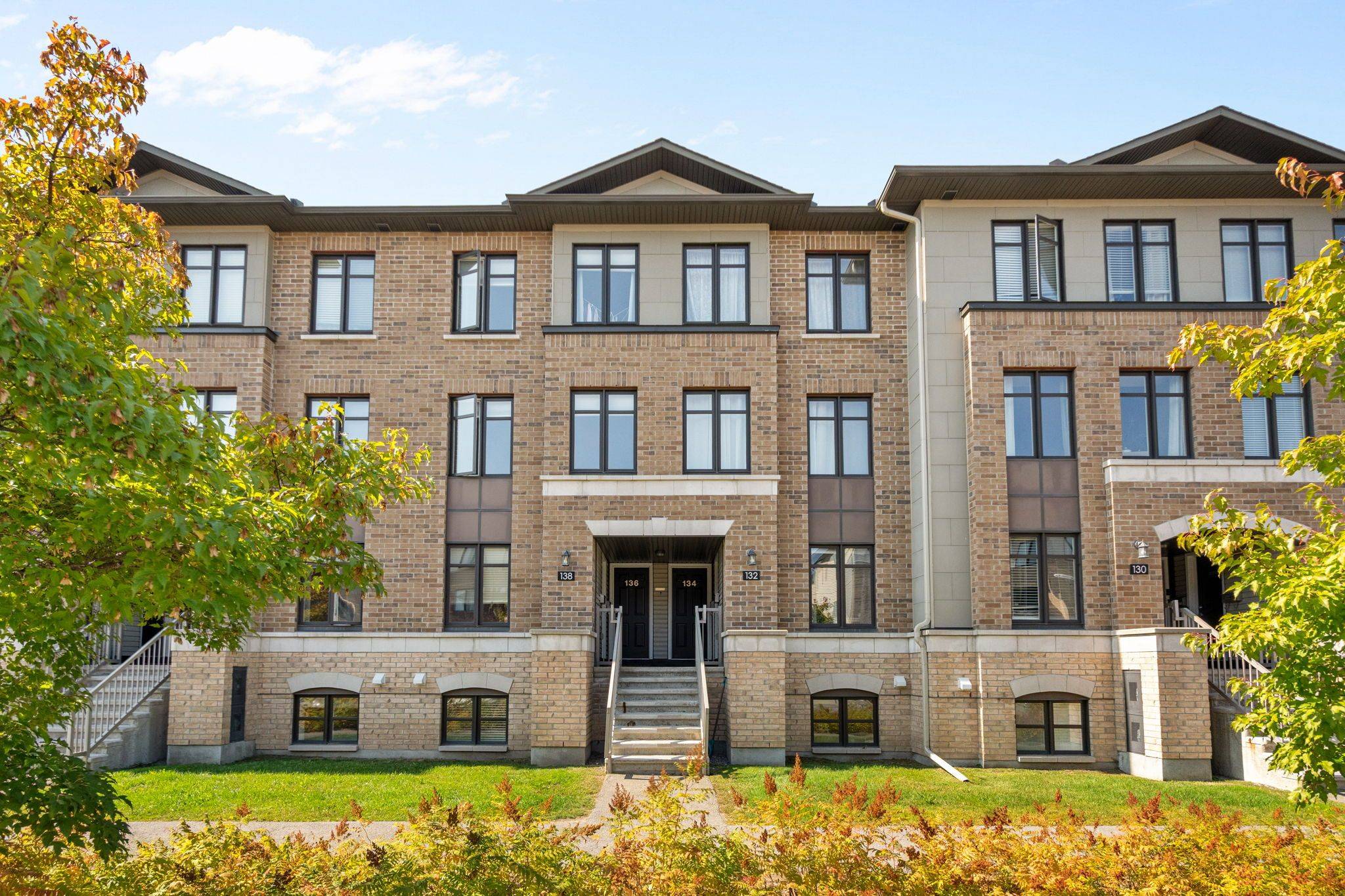 Orleans - Cumberland And Area, ON K4A 0X7,132 Bluestone Private