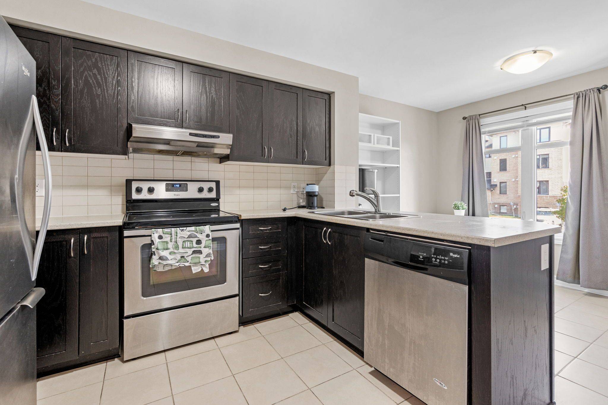 Orleans - Cumberland And Area, ON K4A 0X7,132 Bluestone Private