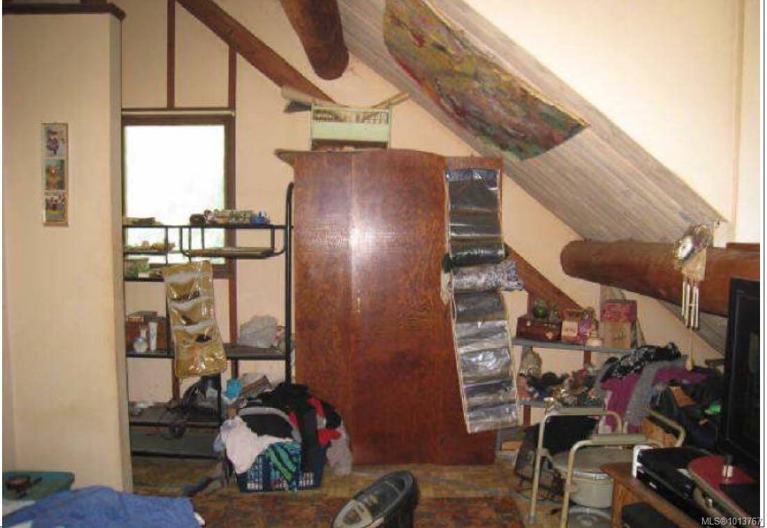 Cumberland, BC V0R 1S0,3337 Egremont Rd