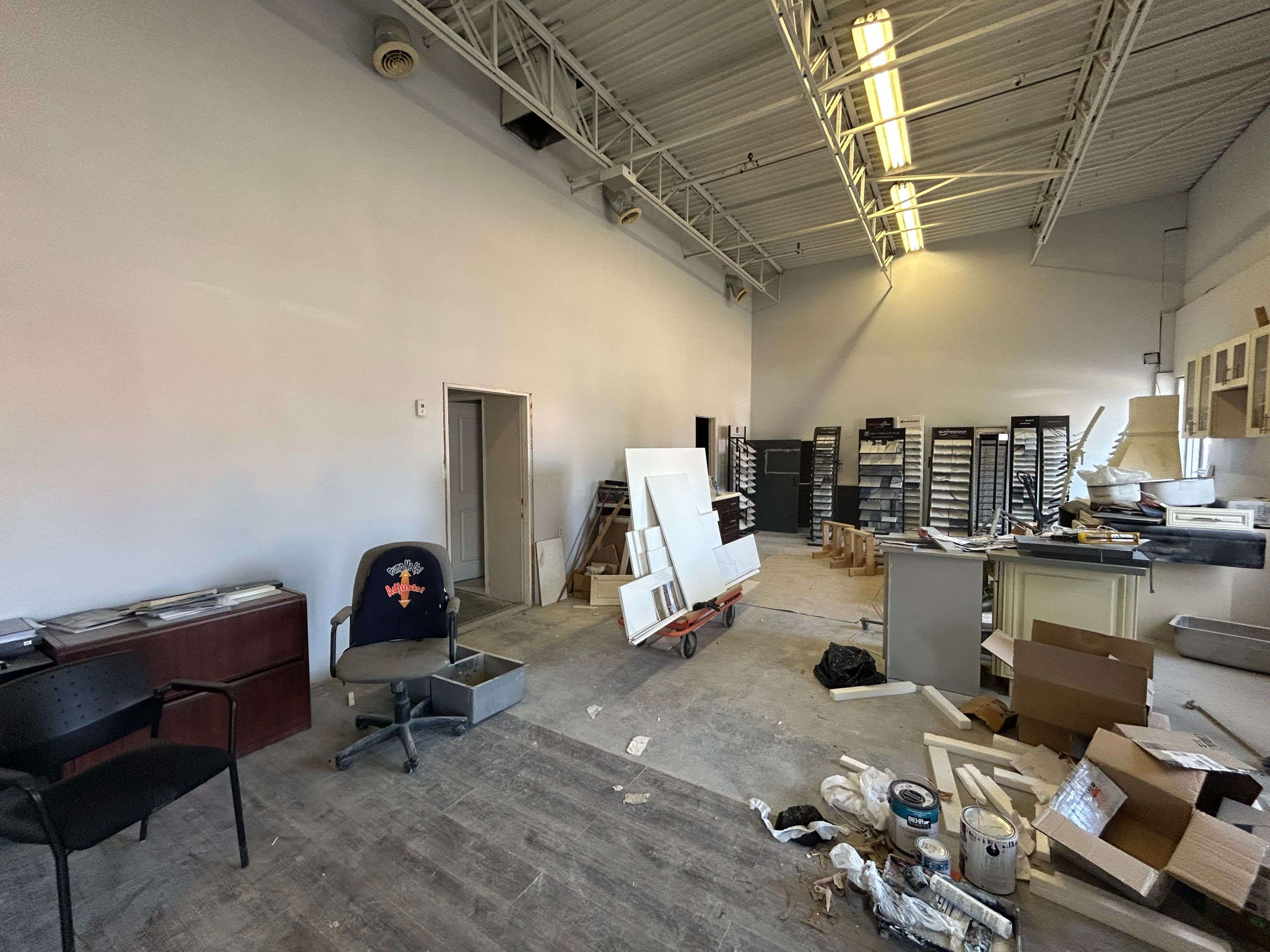 Toronto W05, ON M9L 2X1,4280 Weston RD