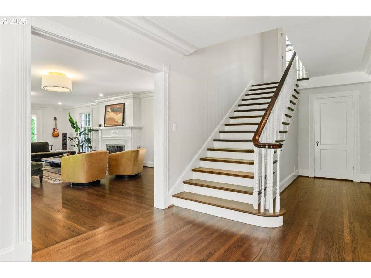 Portland, OR 97201,2505 SW HILLCREST DR