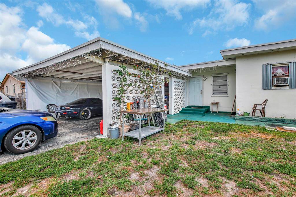 Hollywood, FL 33024,6013 Pierce St