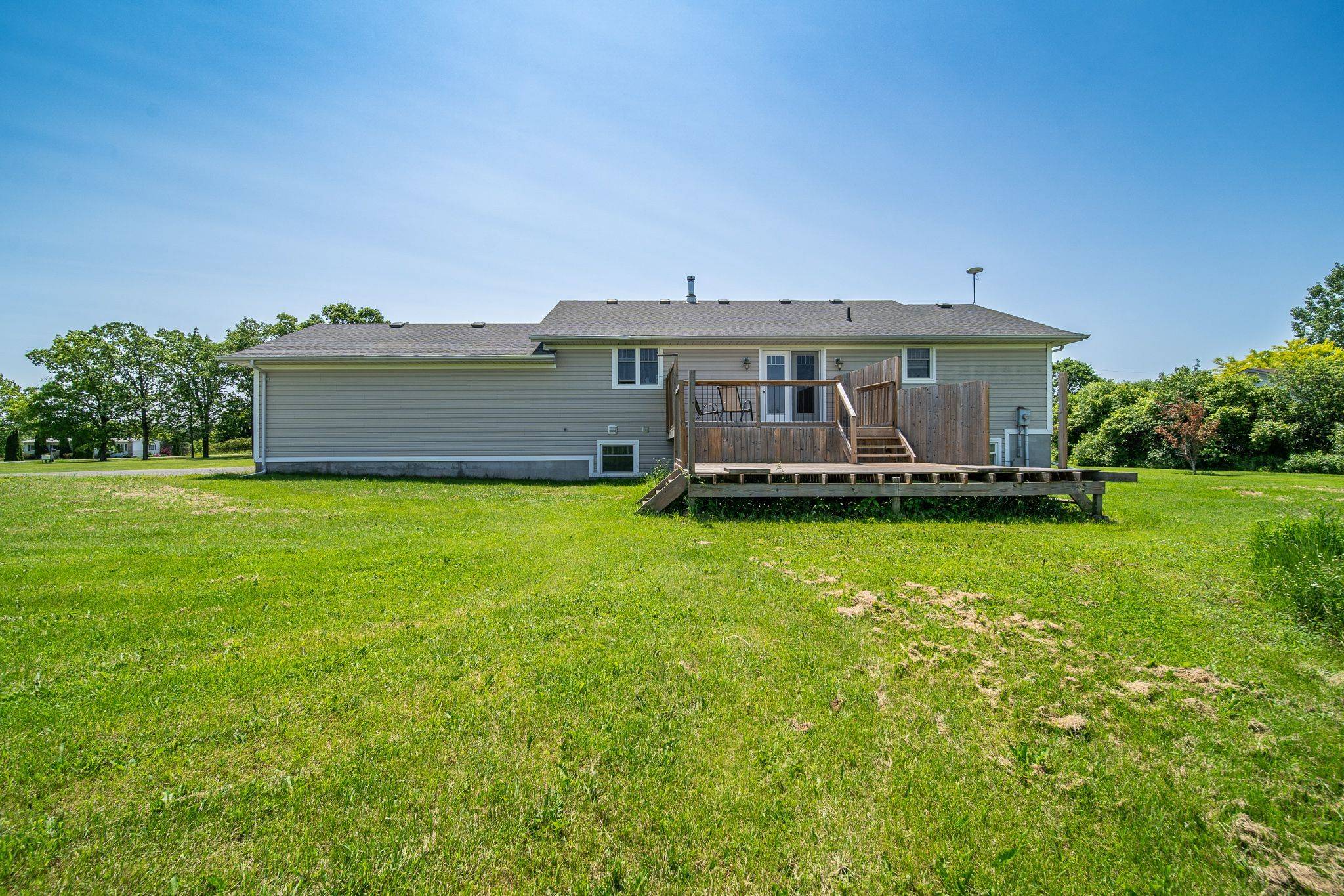 Tyendinaga, ON K0K 3A0,1633 Lazier RD