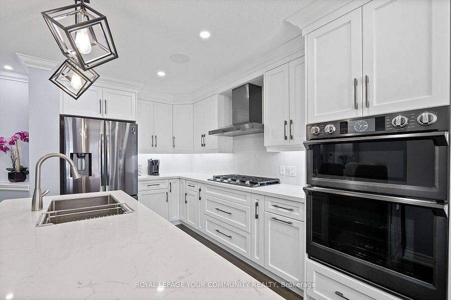 Hamilton, ON L0R 1P0,19 Bethune AVE