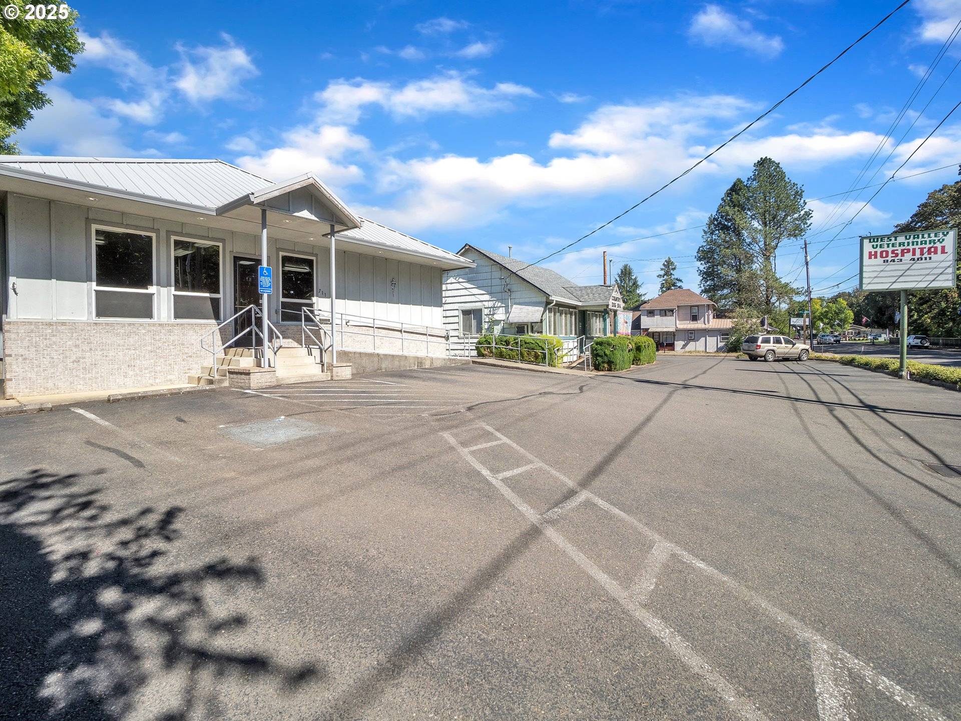 Sheridan, OR 97378,711 W MAIN ST
