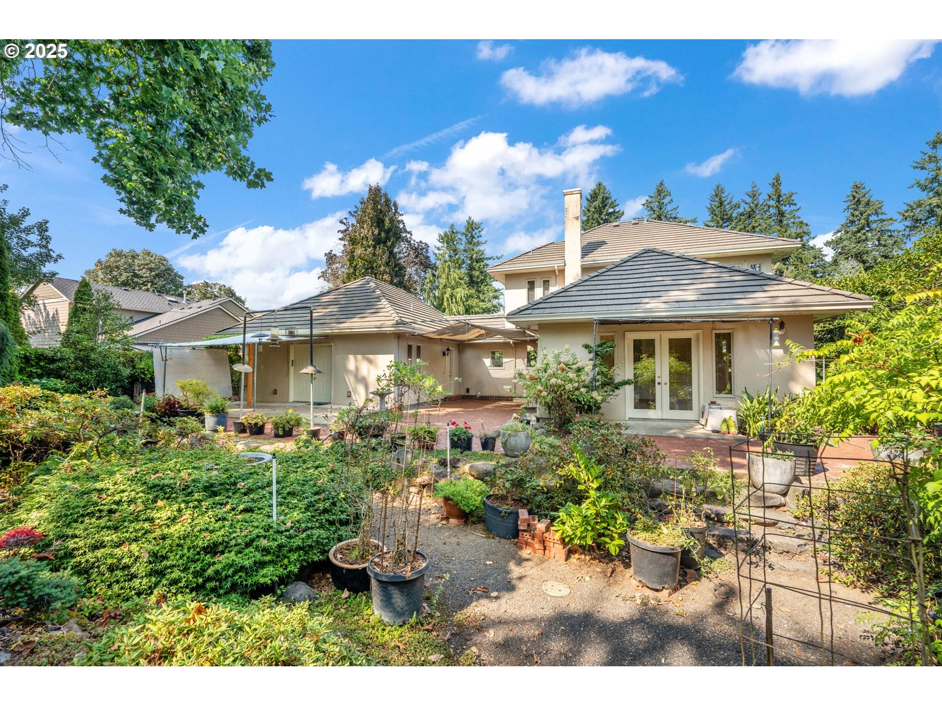 Portland, OR 97233,16532 SE MAIN ST