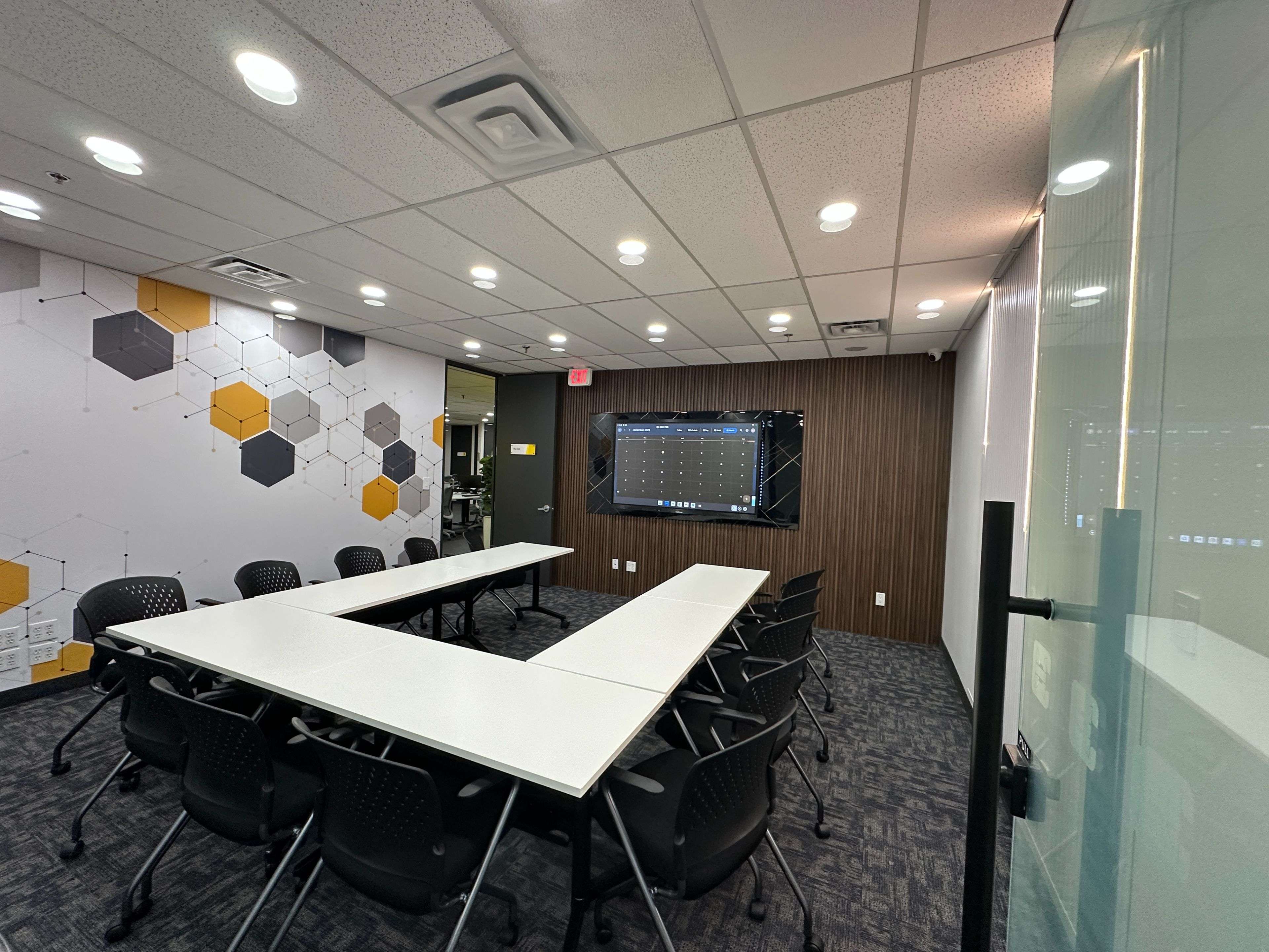 Mississauga, ON L5B 3J1,350 Burnhamthorpe RD W #200-31