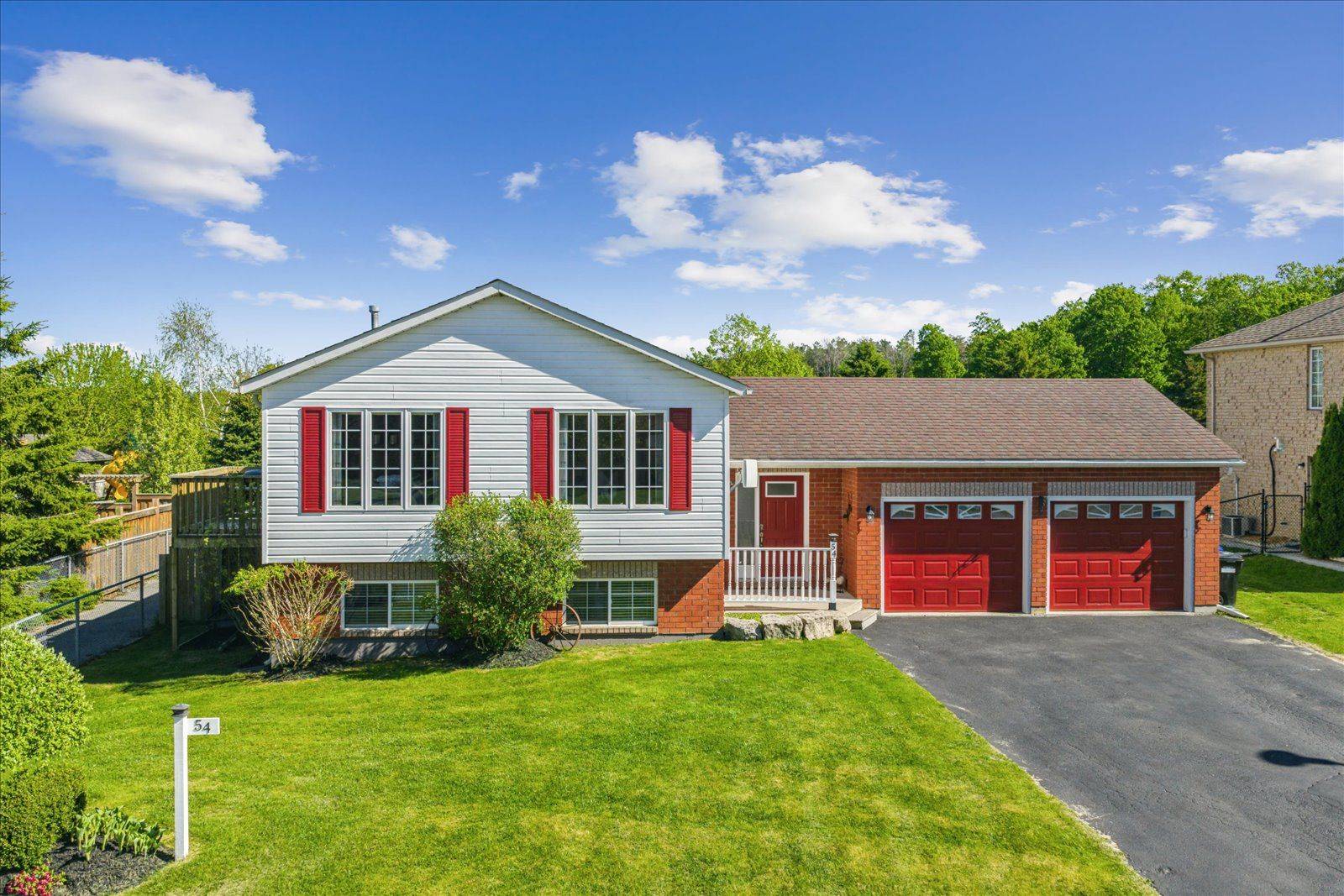 Springwater, ON L0L 1V0,54 Marlow CIR