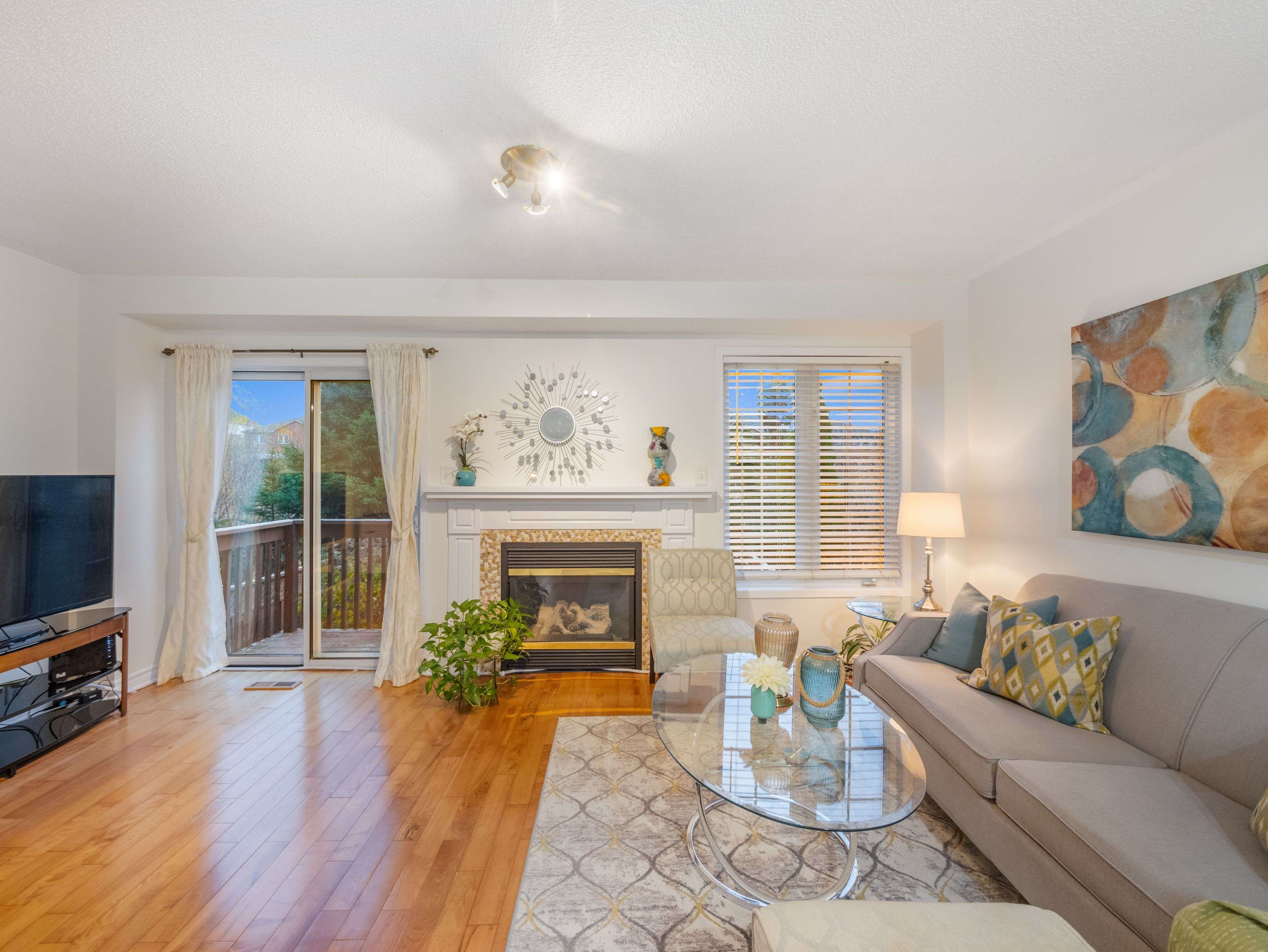 Brampton, ON L7A 2H7,14 Corvette CT