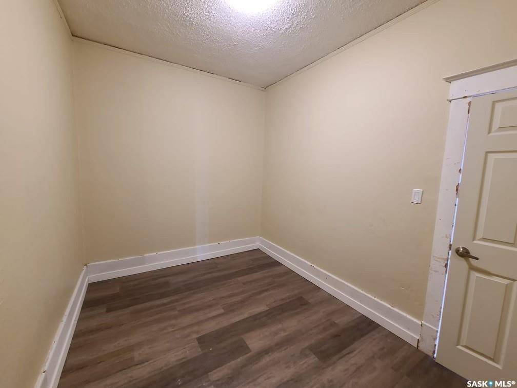 Saskatoon, SK S7M 1W3,322 H AVENUE S