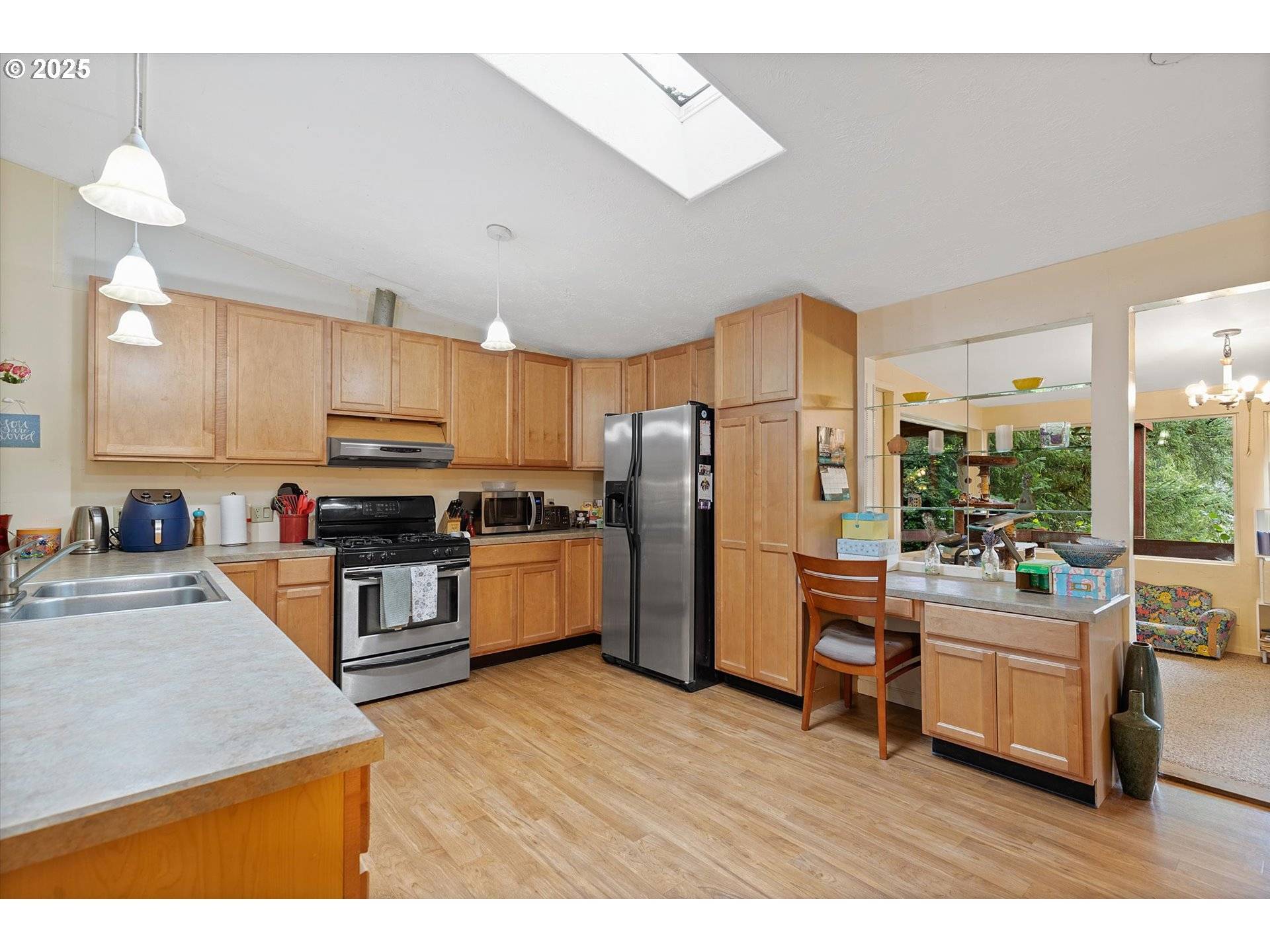 Otis, OR 97368,353 N DEERLANE DR