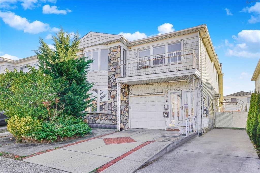 Staten Island, NY 10314,228 Nome AVE