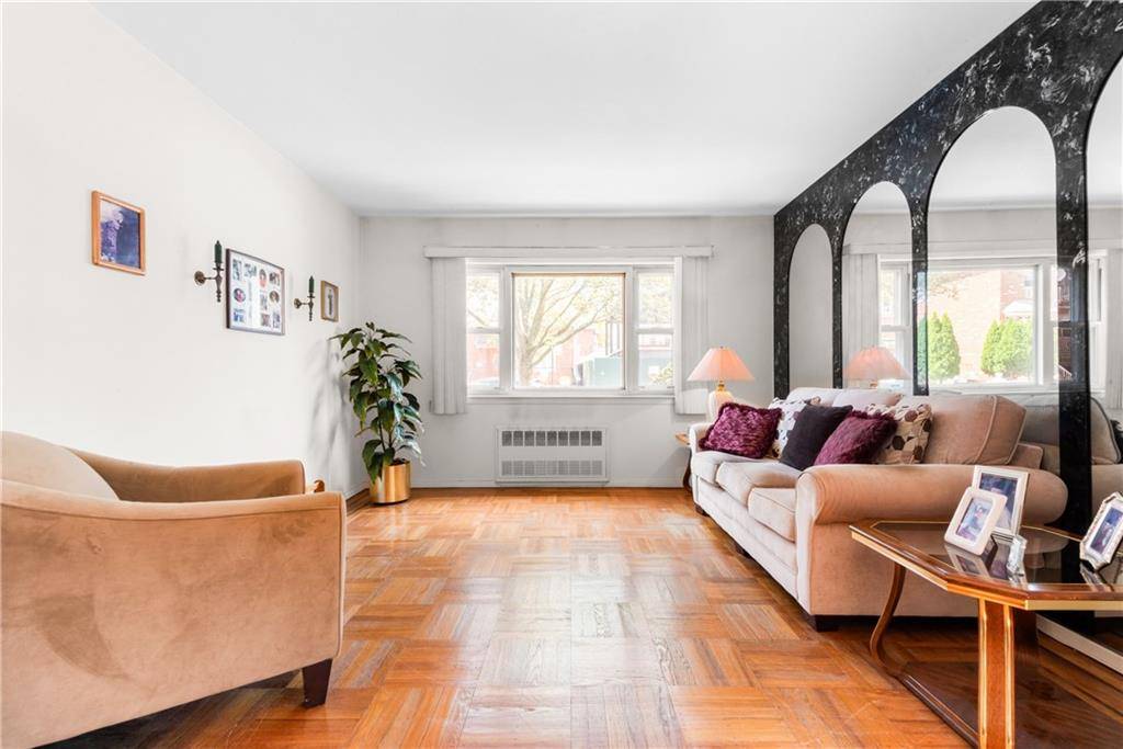 Brooklyn, NY 11214,32 Bay 20th ST