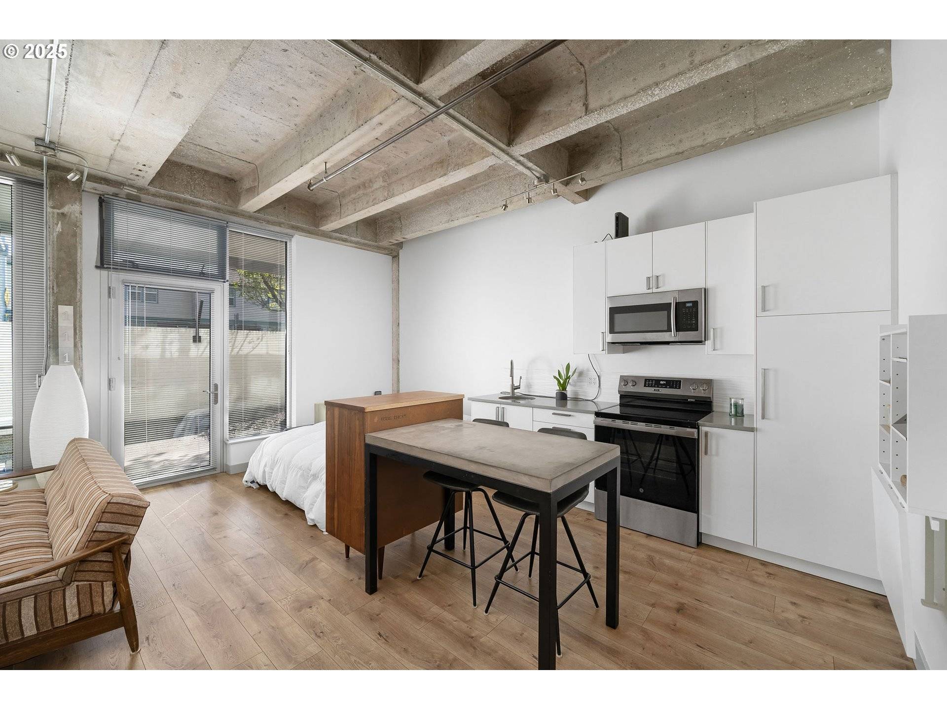 Portland, OR 97213,900 NE 81ST AVE #111