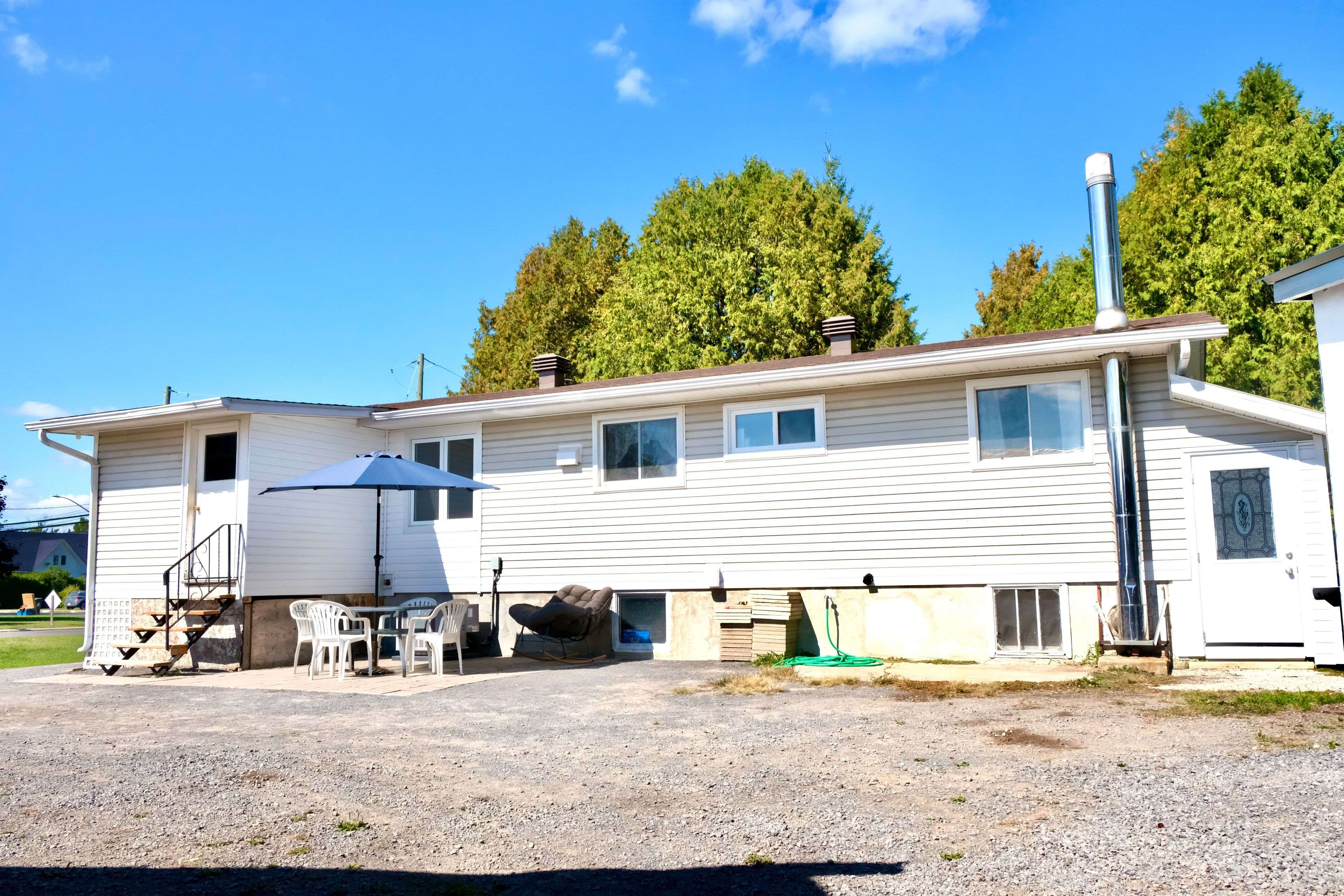 Alfred And Plantagenet, ON K0A 3K0,3010 Rue Principale ST