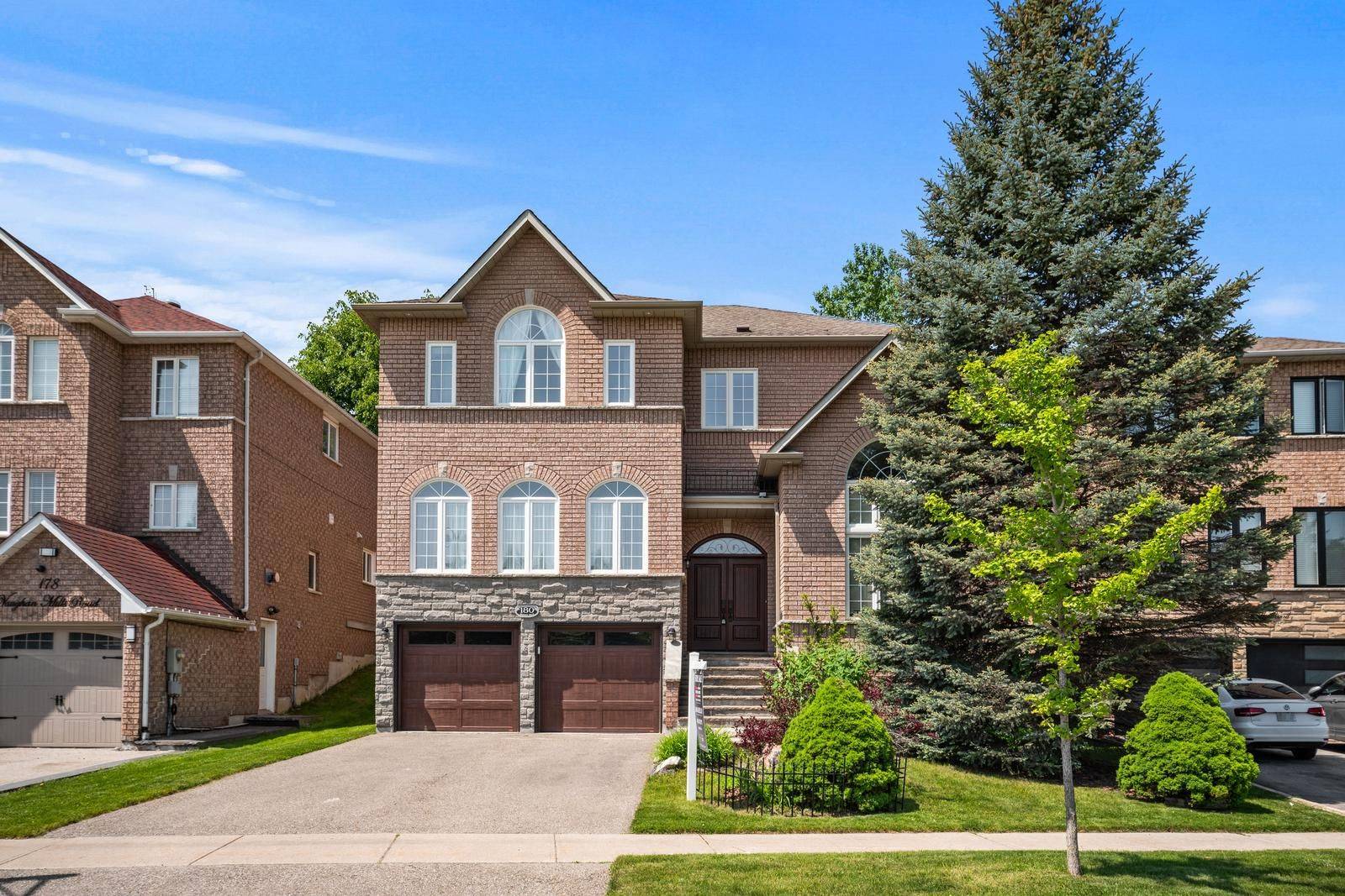 Vaughan, ON L4H 1K2,180 Vaughan Mills RD