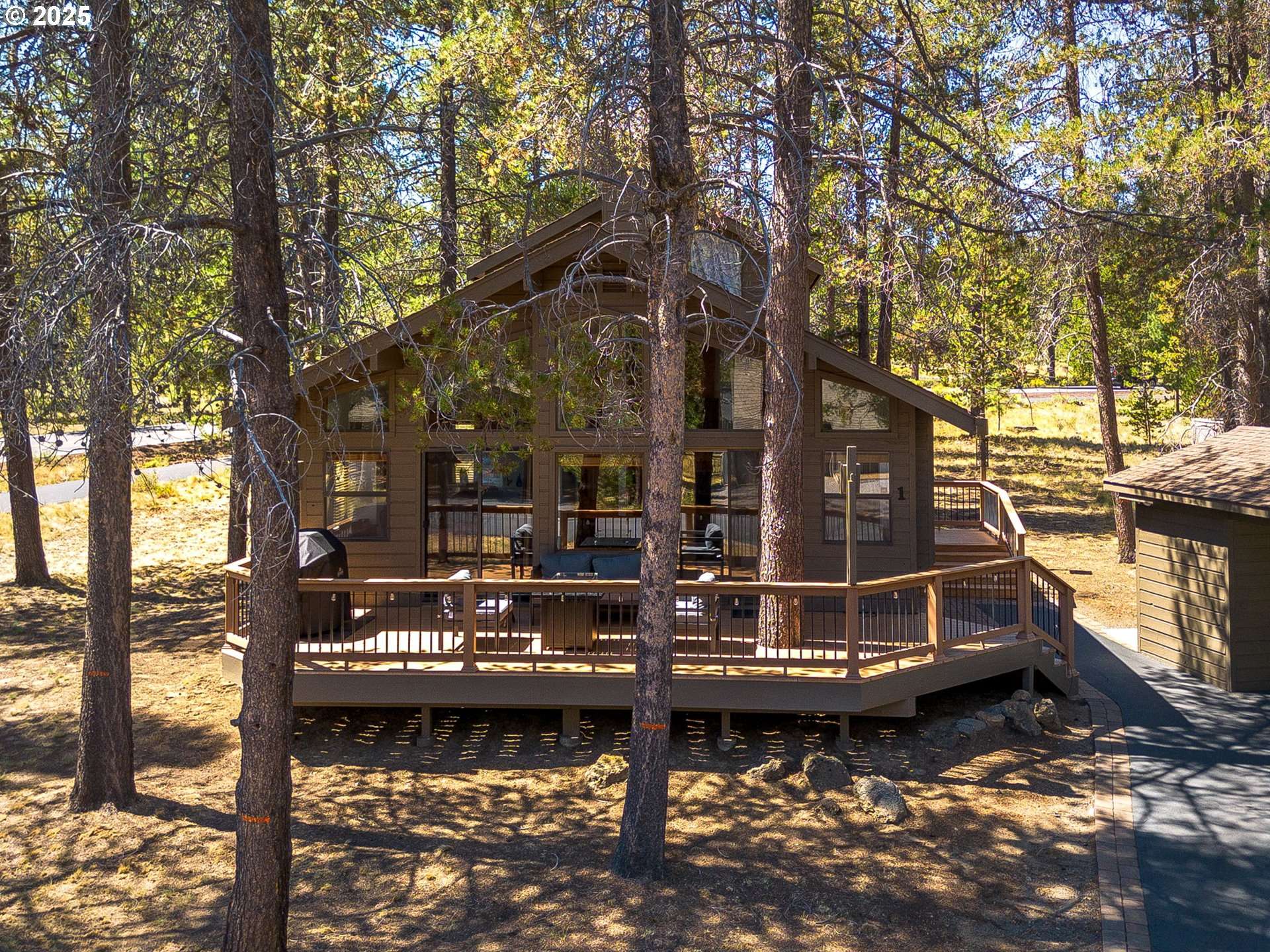 Sunriver, OR 97707,57543 INDIAN LN