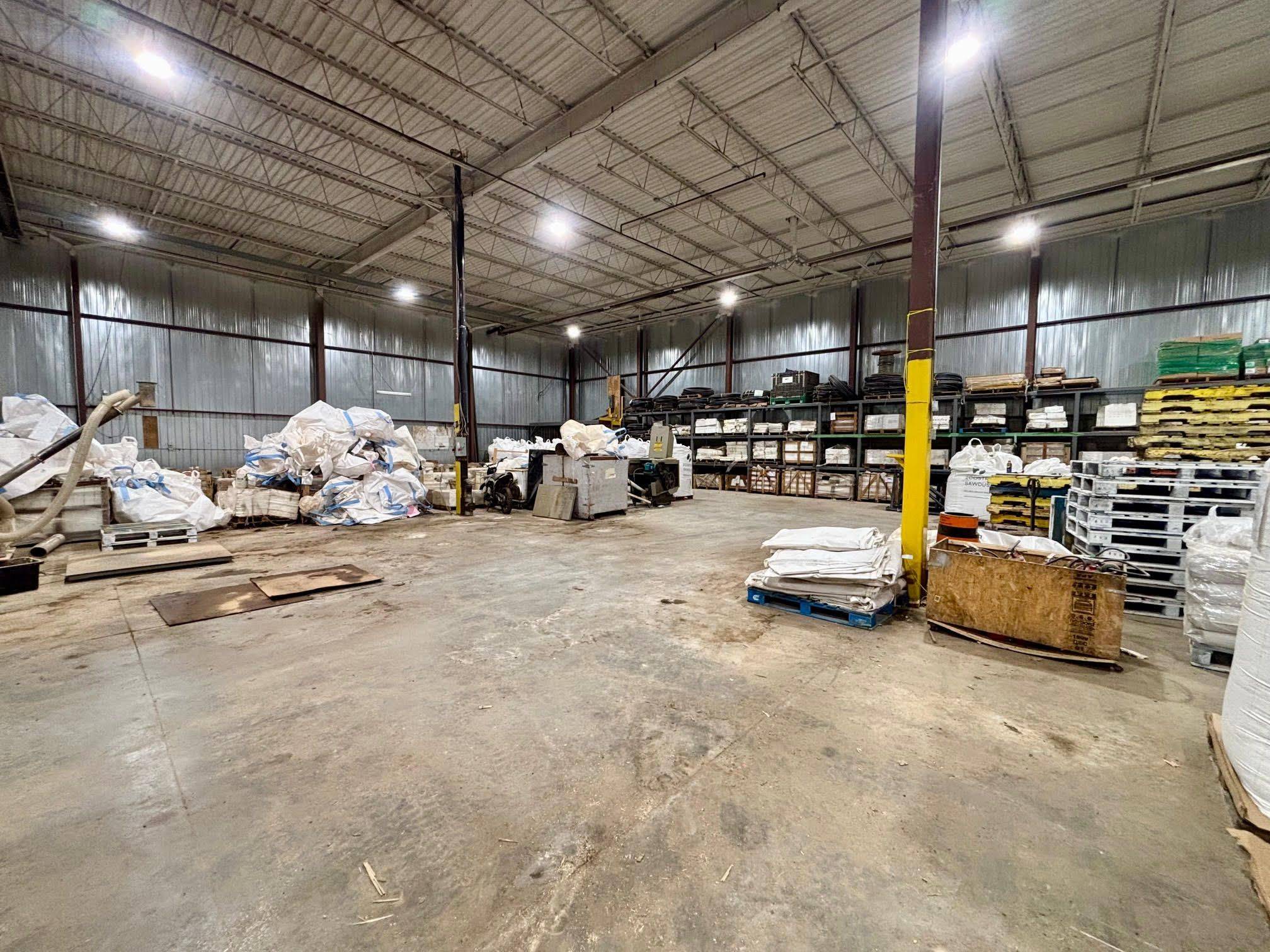 Kawartha Lakes, ON K0M 1B0,542 Portage RD