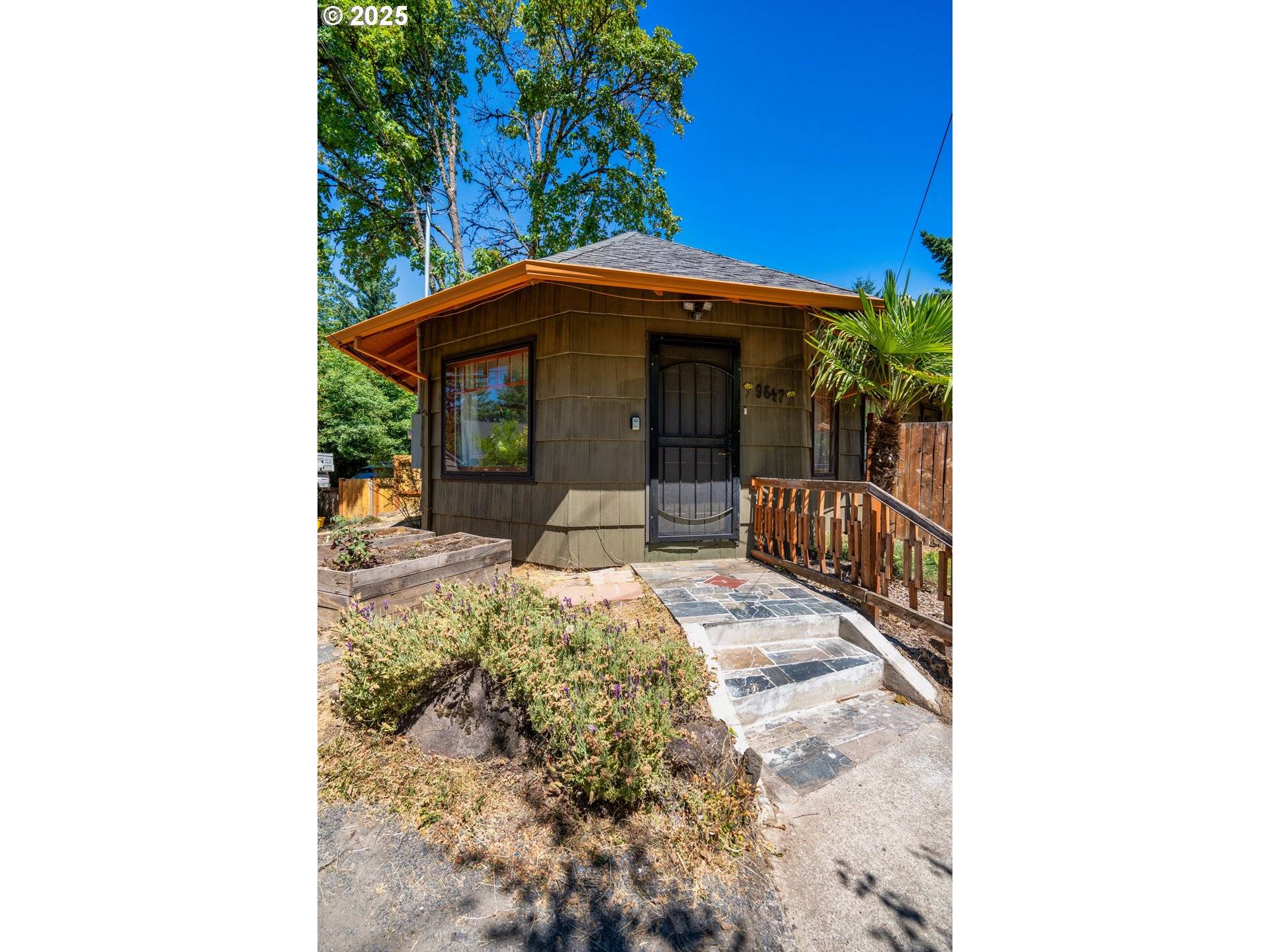 Portland, OR 97219,9647 SW CAPITOL HWY