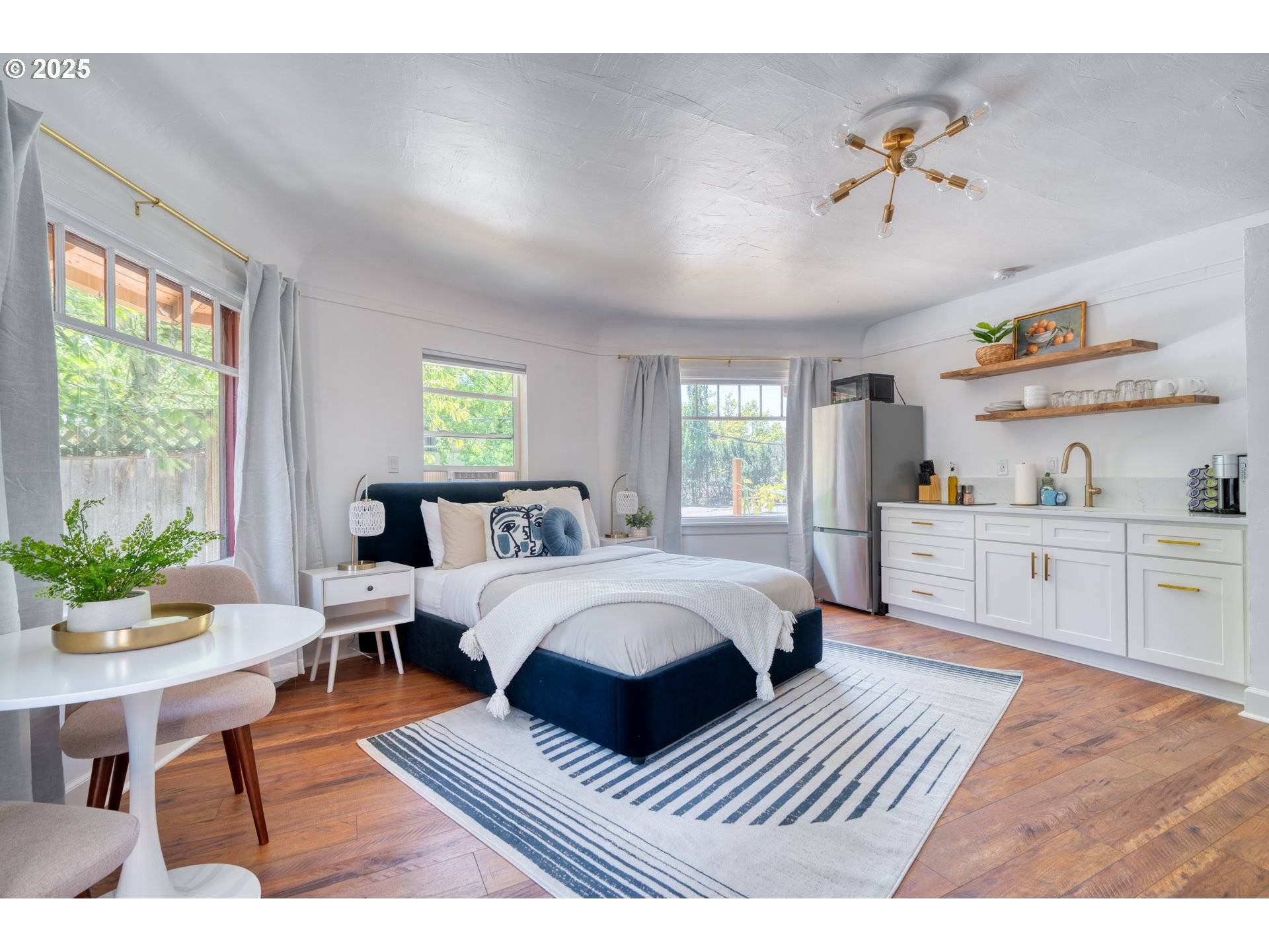 Portland, OR 97219,9647 SW CAPITOL HWY